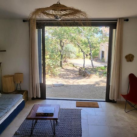 Le Cabanon Bed & Breakfast Menerbes Ngoại thất bức ảnh