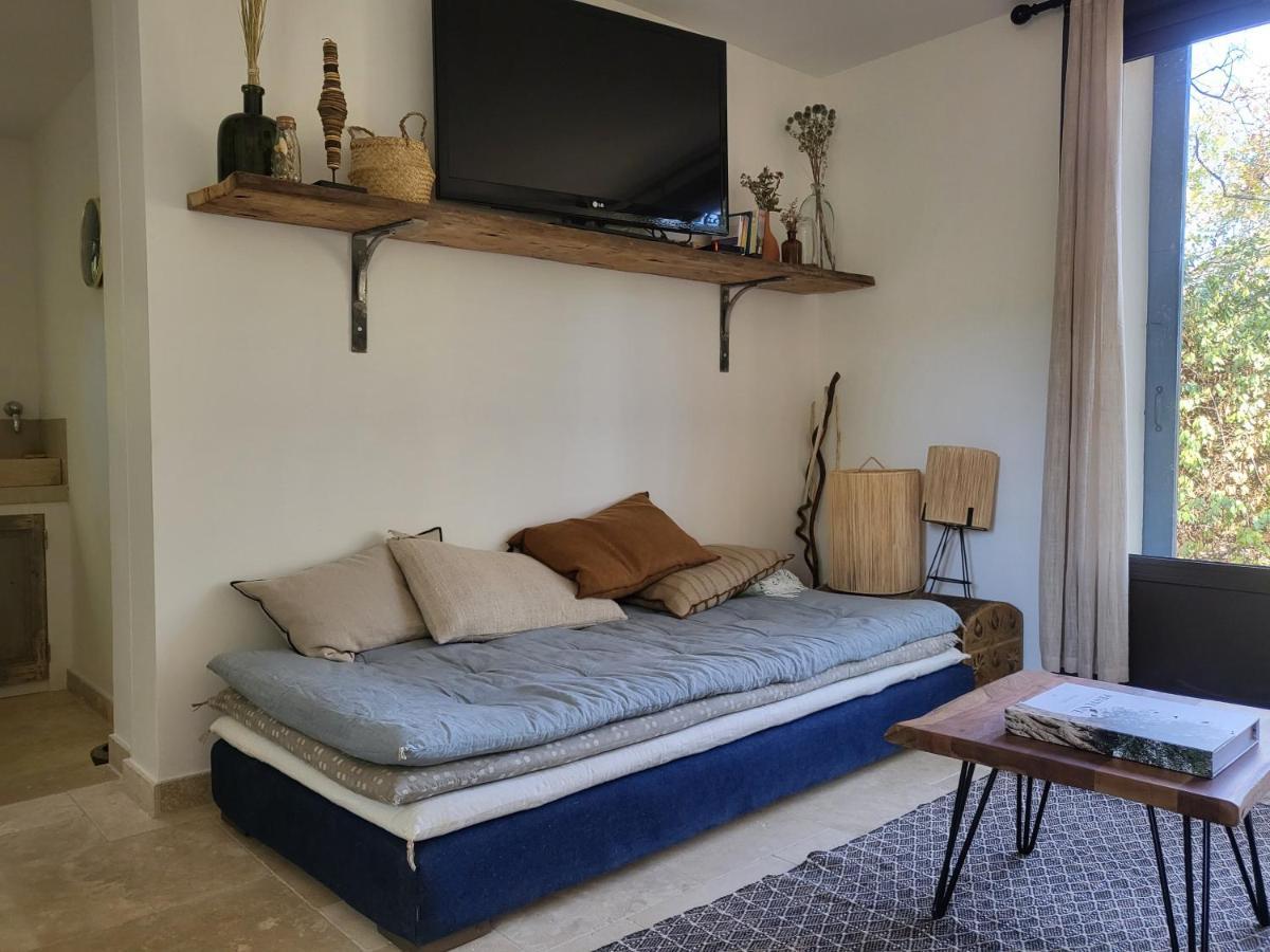 Le Cabanon Bed & Breakfast Menerbes Ngoại thất bức ảnh