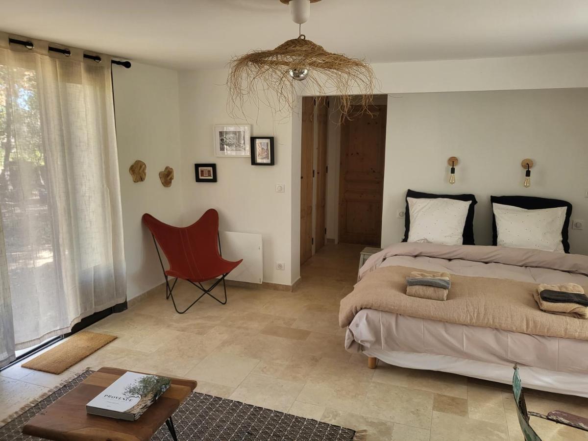 Le Cabanon Bed & Breakfast Menerbes Ngoại thất bức ảnh